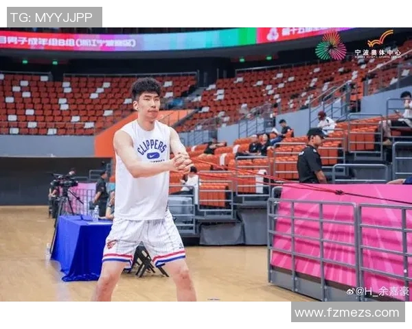 余嘉豪的成长之路：从少年篮球梦到职业生涯的辉煌成就