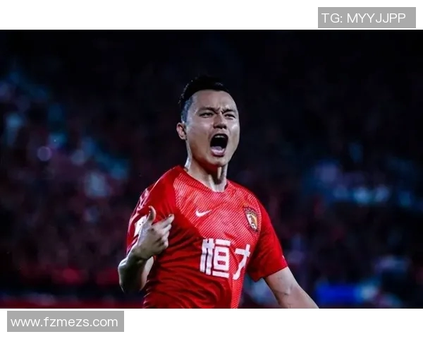 郜林与张玉宁争锋相对谁能在绿茵场上书写新的传奇故事