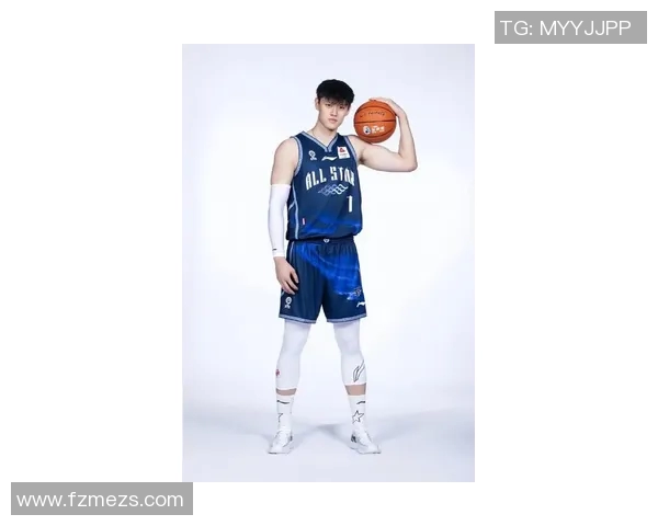 曾凡博：从青年才俊到篮球明星的成长之路与未来展望